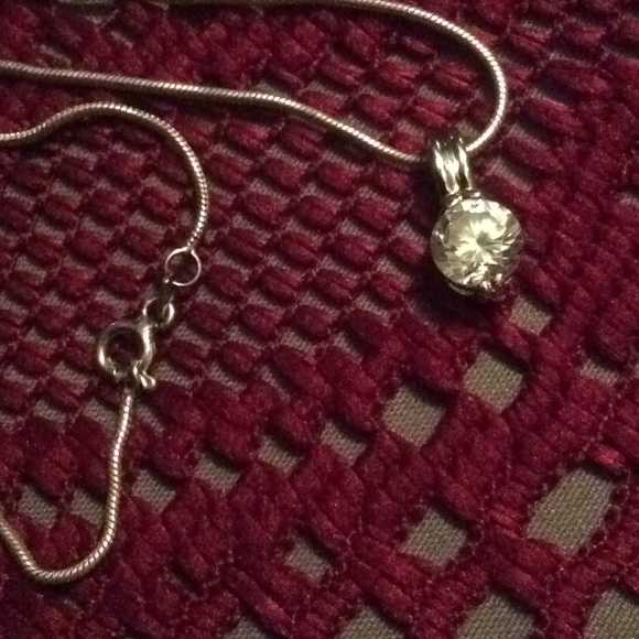 20” Silver Chain w/Clear Color Stone 👀💍 - Picture 4 of 6